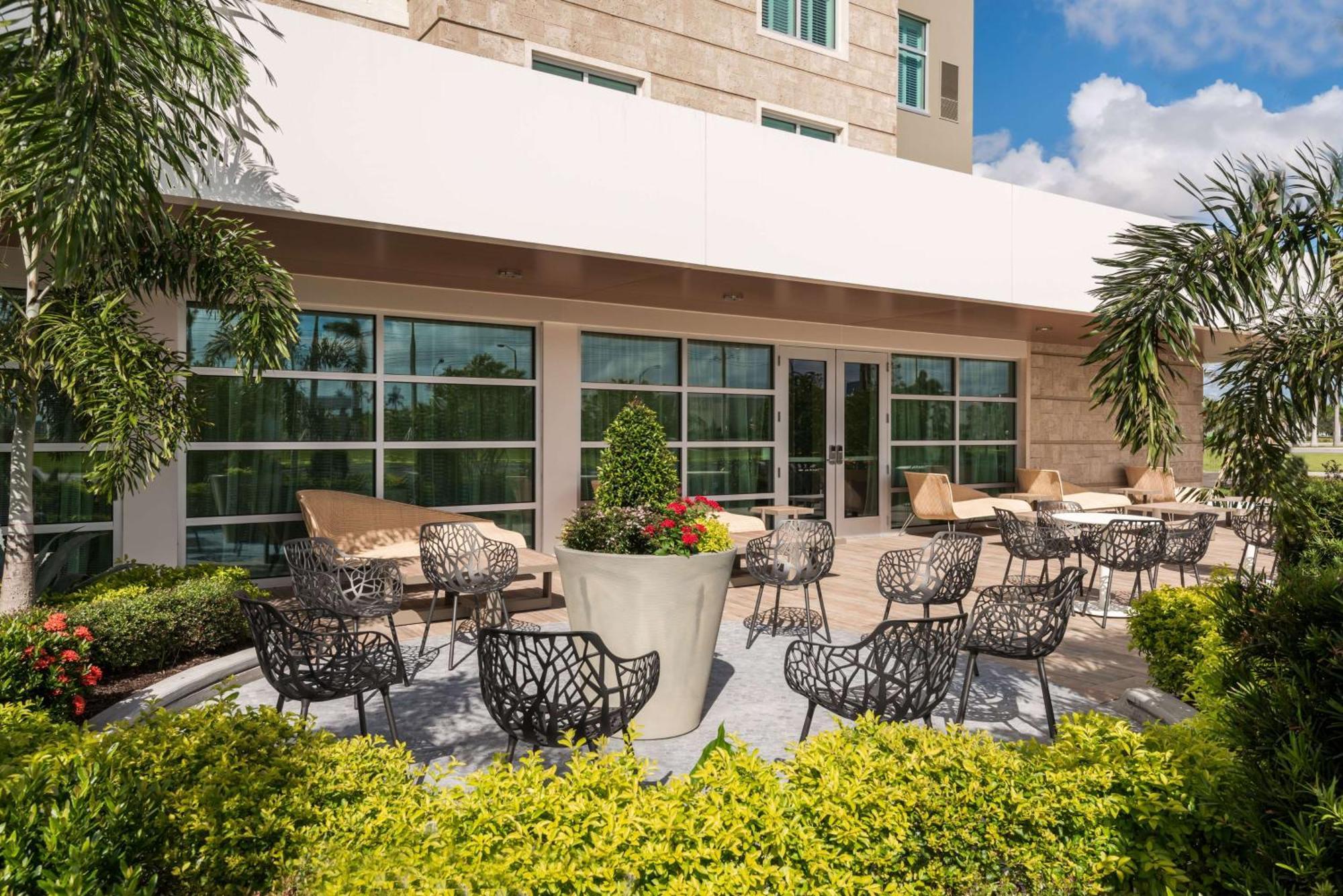 Homewood Suites By Hilton Sarasota-Lakewood Ranch The Meadows Buitenkant foto